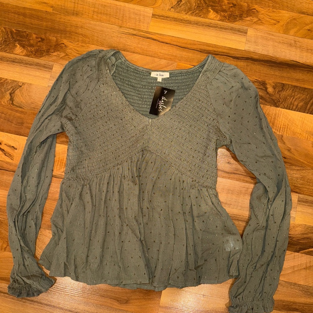In loom‎ boutique brand top green smoked top baby doll style bottom LG. NWT
